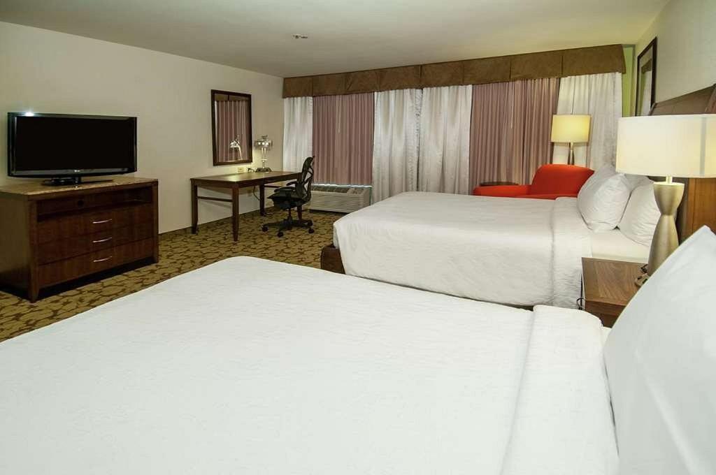 Wyndham Garden New Orleans Airport Hotel เคนเนอร์ ภายนอก รูปภาพ
